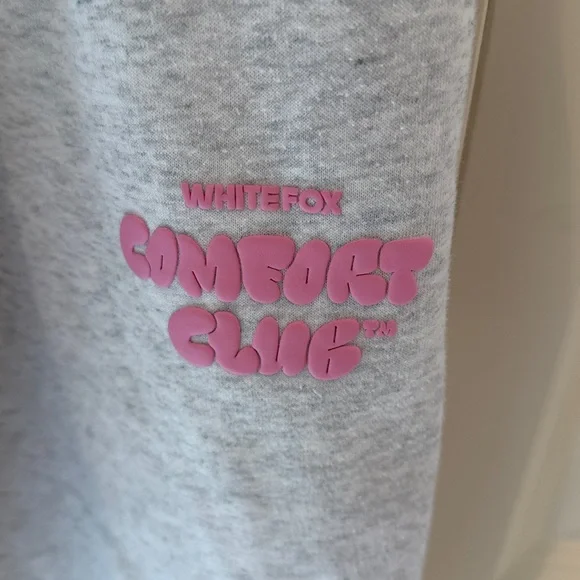 WhiteFox Sweats - Picture 2 of 3